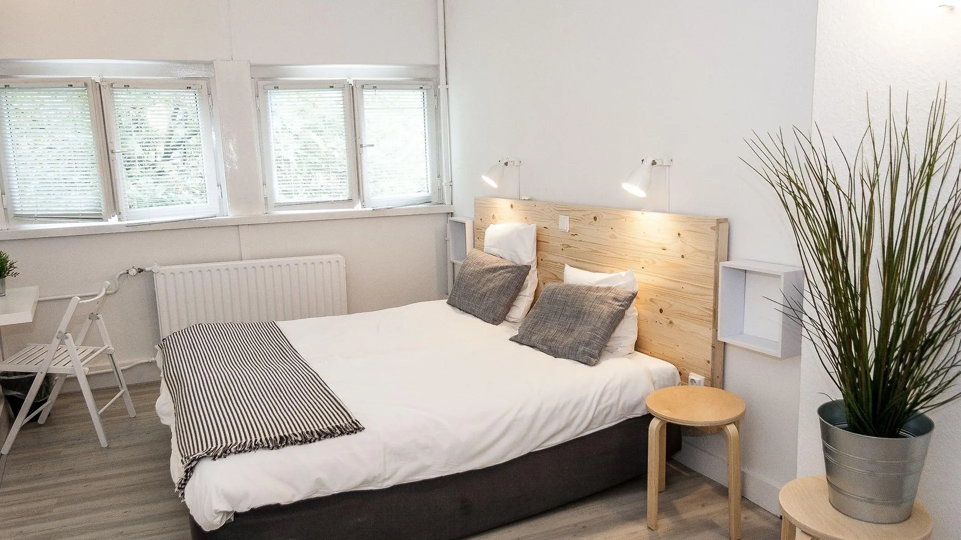 Hotel Beez Maastricht 2*,  Niederlande